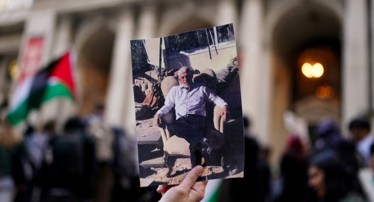 Homenajes a Yahya Sinwar en Palestina. Foto: Reuters