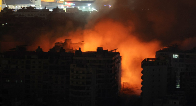 Bombardeos en Beirut. Foto: Reuters.