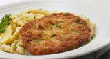 Milanesas con puré. Fuente: Unsplash