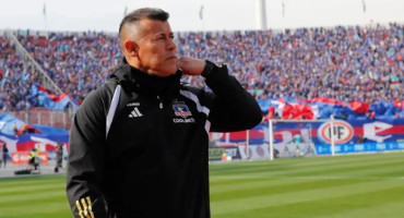 Jorge Almirón en Colo Colo. Foto: NA.