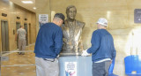 Retiro del busto de Néstor Kirchner de la sede de ANSES. Foto: NA.