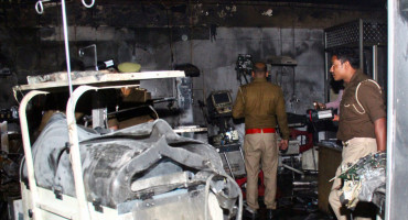 Un hospital de India se incendió y murieron diez bebés. Foto: Reuters.