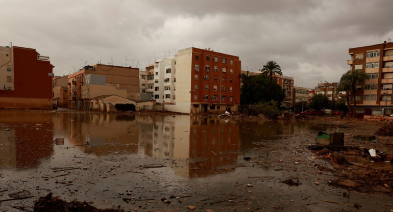 La catástrofe DANA ya dejó un saldo de 220 muertos en Valencia, España. Foto: Reuters.