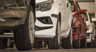 La venta de autos y motos comienza a repuntar. Foto: NA.