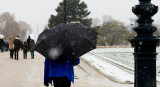 Temporal de nieve y viento en París, Francia. Foto: Reuters.
