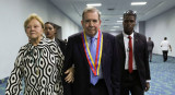 Edmundo González Urrutia y su esposa Mercedes López; Venezuela. Foto: Reuters