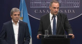 Conferencia de prensa de Manuel Adorni y Luis Caputo. Foto: Captura de video.