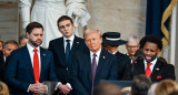 Donald Trump junto a su hijo Barron (izquierda). Foto: Reuters (Morry Gash)