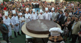 El alfajor más grande del mundo en Mar del Plata. Foto: X/@inspiredkarla