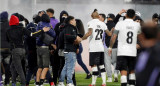 Incidentes en el partido entre Colo Colo y Fortaleza por la Copa Libertadores. Foto: NA.