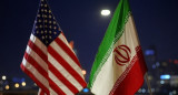 Bandera de Estados Unidos; bandera de Irán. Foto: Grok.