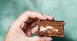 Alfajor "dinamita" de Arroyito. Foto: Instagram @arroyitoarg