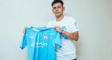 Claudio Echeverri en el Manchester City. Foto: X @ManCity