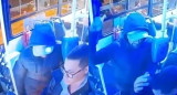 Así agredieron al chofer de la línea 126. Foto: captura video NA.