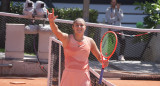 Julia Riera en Roland Garros. Foto: @AATenis.