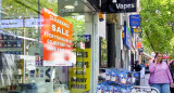 Tienda de venta de vapeadores en Londres, Reino Unido. Foto: Reuters/Guillermo Garrido.