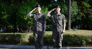 Jimin y Jungkook, de BTS, terminaron el servicio militar surcoreano. Foto: Reuters / /Kim Hong-Ji.