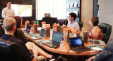 Oficina, trabajo, presencial. Foto Unsplash